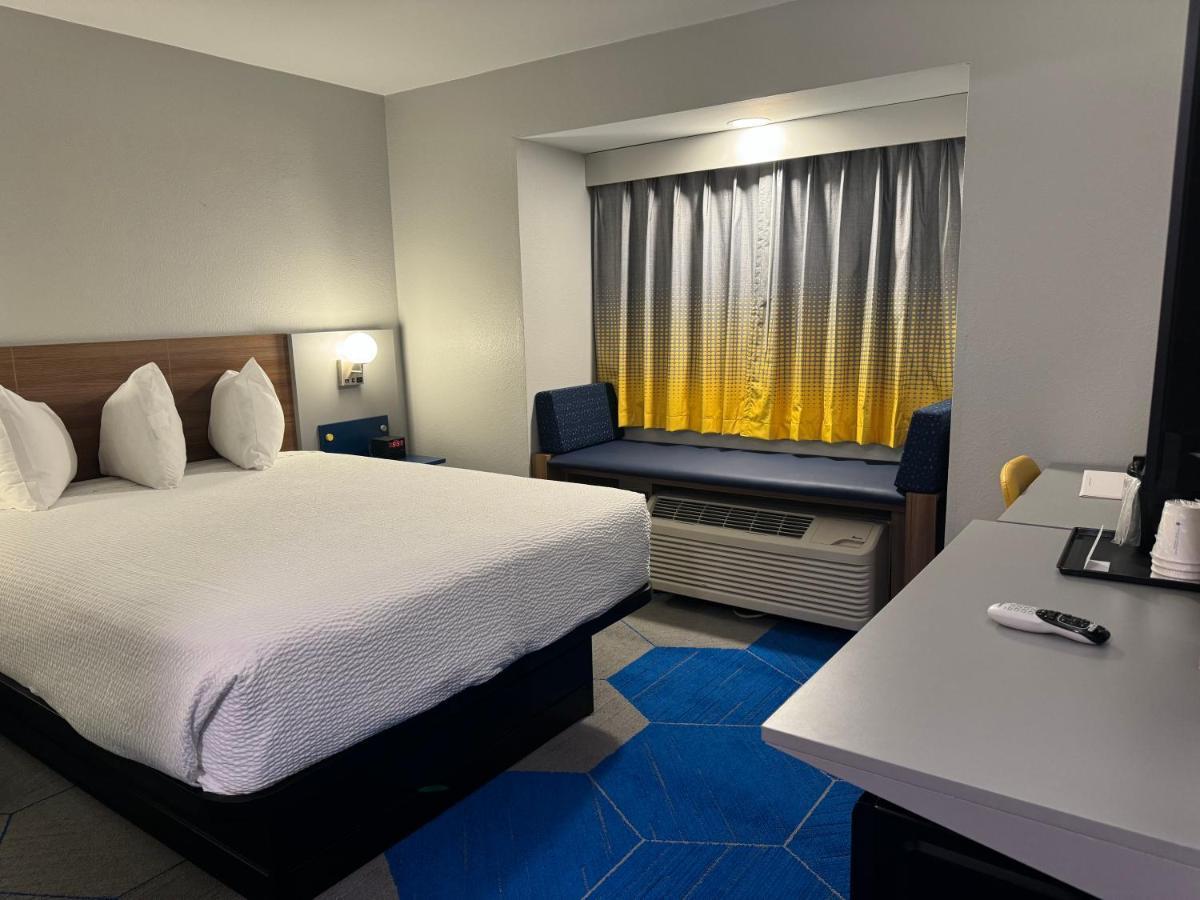 Microtel Inn And Suites Independence Exterior foto