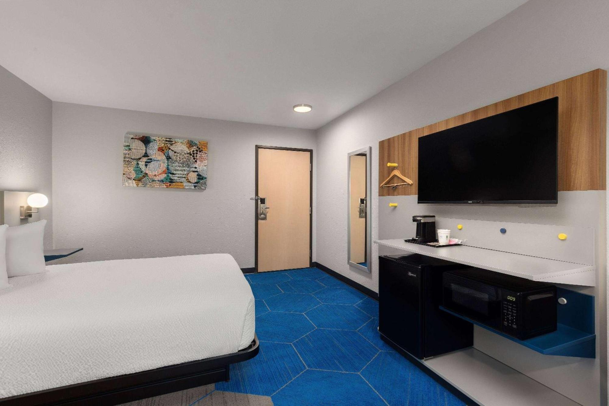 Microtel Inn And Suites Independence Exterior foto